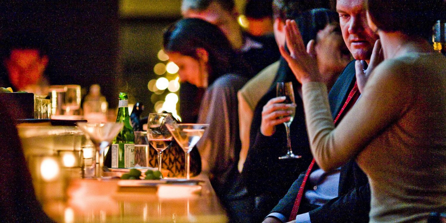 perfect-fun-date-bars-in-new-york-city-to-take-your-date