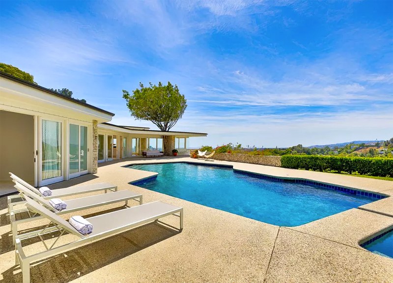 12 Crazy Mansions You Can Rent In La To Feel Like A Celebrity