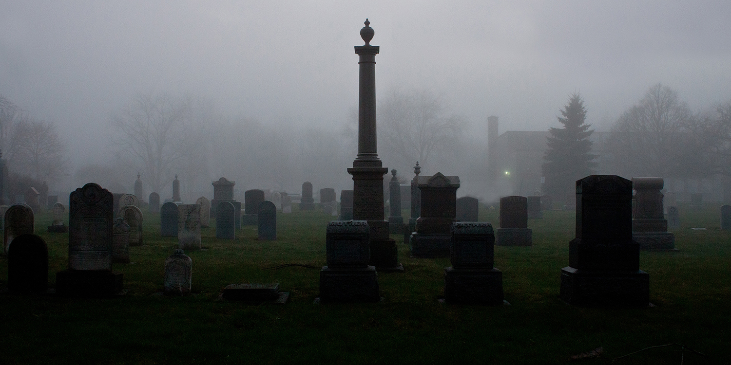 ghostly cemetery tours